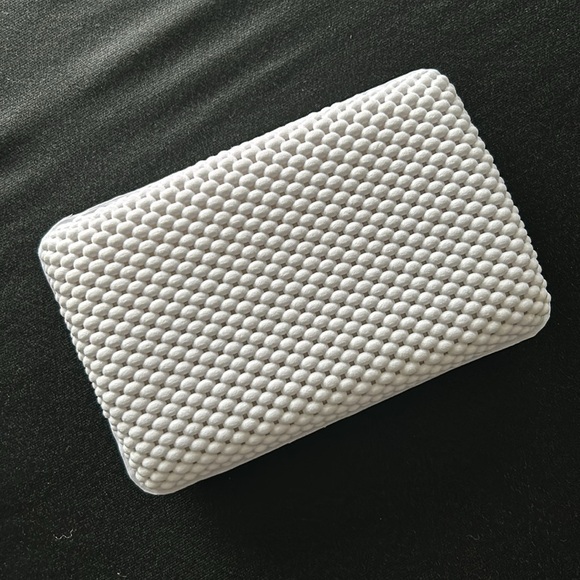 Quilted bath cushion - Picture 2 of 3